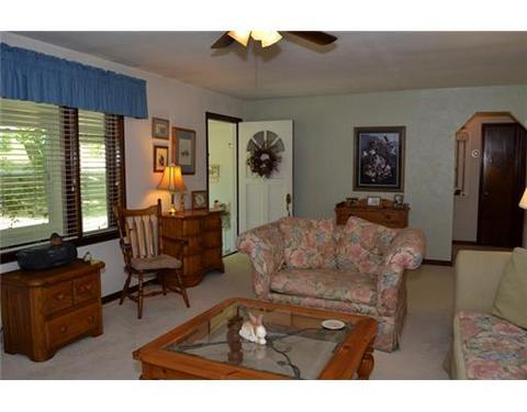 3860 Ash Dr, Hampton, PA 15101 photo 7