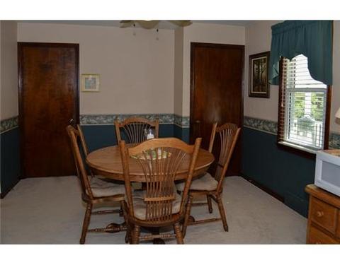 3860 Ash Dr, Hampton, PA 15101 photo 4