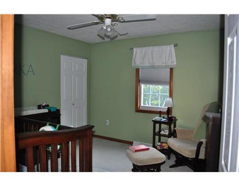 411 Farrington Dr, Seven Fields, PA 16046 photo 14