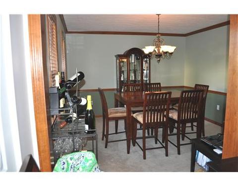 411 Farrington Dr, Seven Fields, PA 16046 photo 9