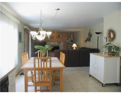 2115 Ridge Dr, Marshall, PA 16046 photo 2