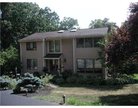 2115 Ridge Dr, Marshall, PA 16046 photo 1