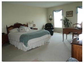 2113 Belgian, Irwin, PA 15642 photo 7