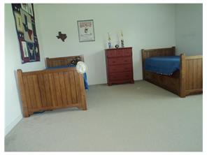 2113 Belgian, Irwin, PA 15642 photo 12