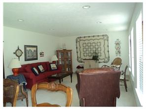 2113 Belgian, Irwin, PA 15642 photo 5
