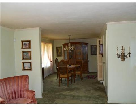49 Sunset Dr, Charleroi, PA 15022 photo 6