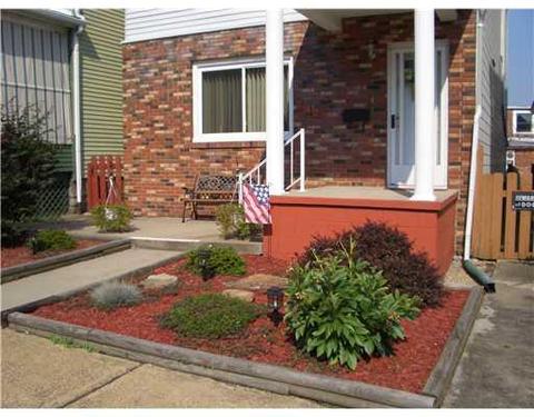 132 Sumner St, Vandergrift, PA 15690 photo 3
