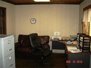1925 Duss, Ambridge, PA 15003 photo 6