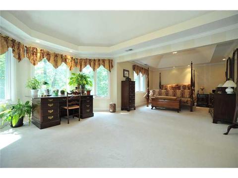 2124 S Villa Dr, Gibsonia, PA 15044 photo 10