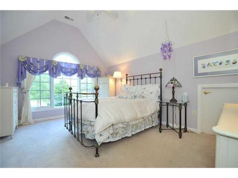 2124 S Villa Dr, Gibsonia, PA 15044 photo 13