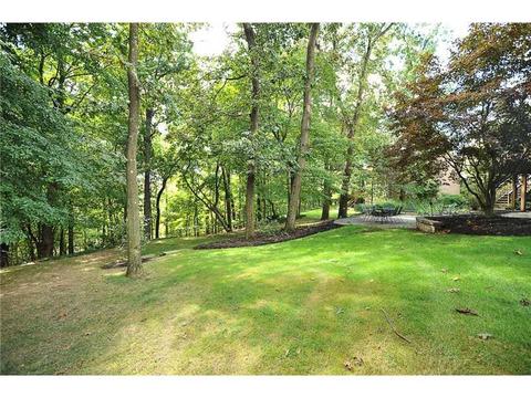 2124 S Villa Dr, Gibsonia, PA 15044 photo 23