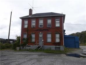 540 State St, Clairton, PA 15025 photo 2