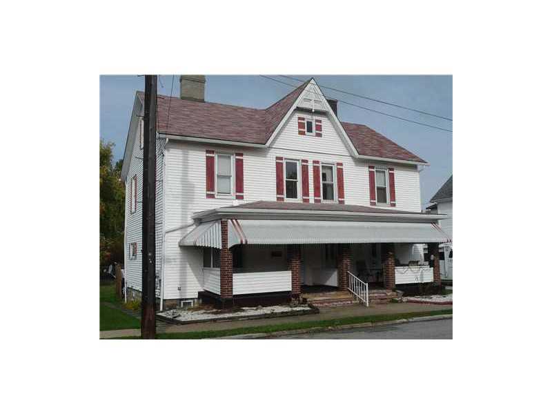 145 E 3rd Ave, Derry, PA 15627 photo 1