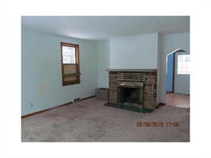 51 Cherry Ln, Irwin, PA 15642 photo 4