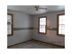 51 Cherry Ln, Irwin, PA 15642 photo 9