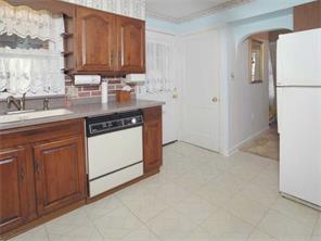 10344 Aster St, Irwin, PA 15642 photo 2