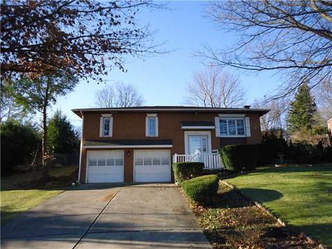 14 Lorrie Dr, Irwin, PA 15642 photo 2