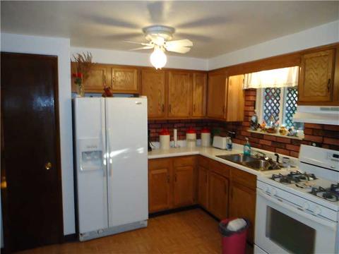 14 Lorrie Dr, Irwin, PA 15642 photo 7