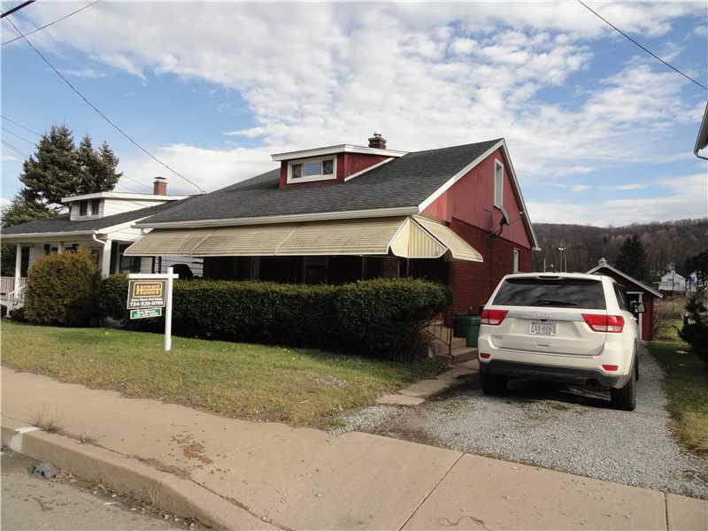420 E Fourth St, Derry, PA 15627 photo 1
