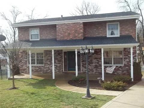 130 Alexander Dr, Irwin, PA 15642 photo 1