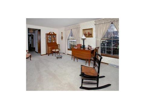 5901 Graybrooke, Export, PA 15632 photo 8