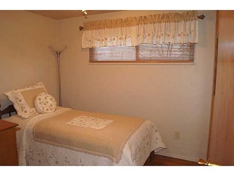 209 Burch Dr, Coraopolis, PA 15108 photo 19