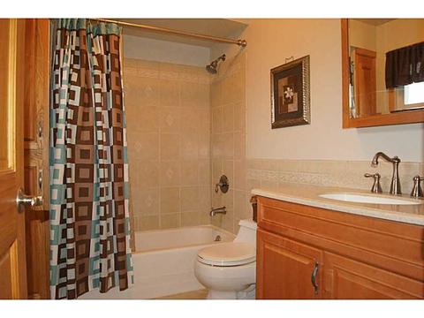 209 Burch Dr, Coraopolis, PA 15108 photo 16