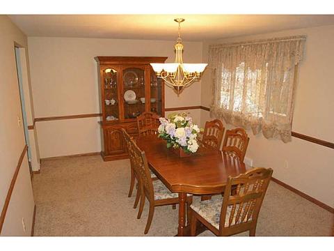 209 Burch Dr, Coraopolis, PA 15108 photo 11