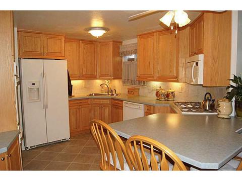 209 Burch Dr, Coraopolis, PA 15108 photo 9