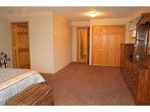 209 Burch Dr, Coraopolis, PA 15108 photo 15