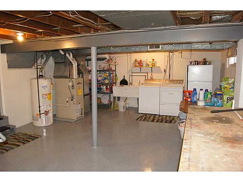 209 Burch Dr, Coraopolis, PA 15108 photo 21