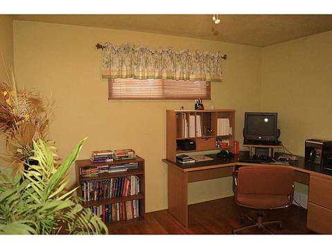 209 Burch Dr, Coraopolis, PA 15108 photo 17