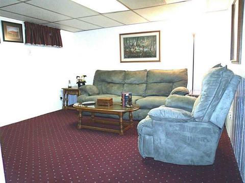 107 Long Dr, Pittsburgh, PA 15241 photo 9