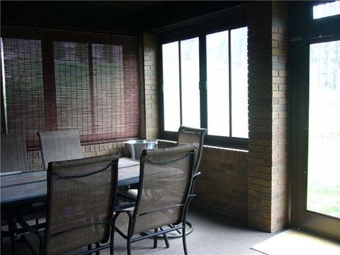 112 Oakcrest Dr, Monaca, PA 15061 photo 17