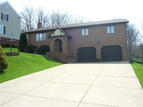 112 Oakcrest Dr, Monaca, PA 15061 photo 20