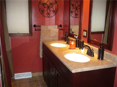 112 Oakcrest Dr, Monaca, PA 15061 photo 10