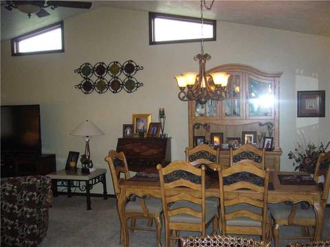 112 Oakcrest Dr, Monaca, PA 15061 photo 7