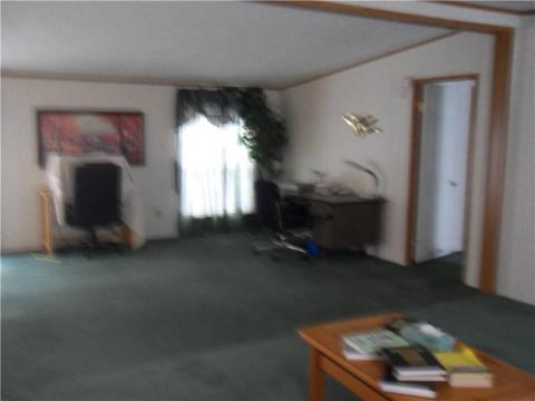 1114 Dime Rd, Vandergrift, PA 15690 photo 3