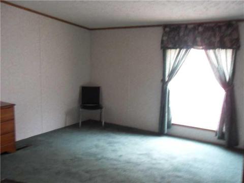 1114 Dime Rd, Vandergrift, PA 15690 photo 4