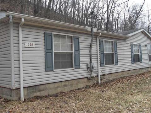 1114 Dime Rd, Vandergrift, PA 15690 photo 1