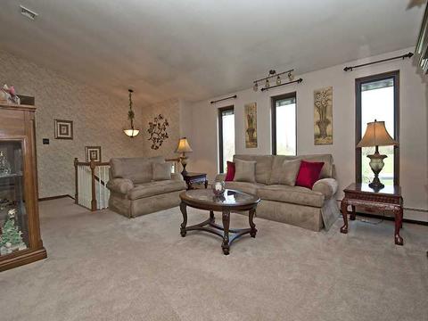 1 Starcrest Dr, Cecil, PA 15321 photo 9