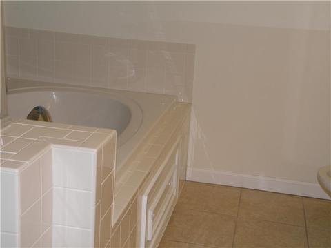 1810 Michael Dr, Pittsburgh, PA 15227 photo 10
