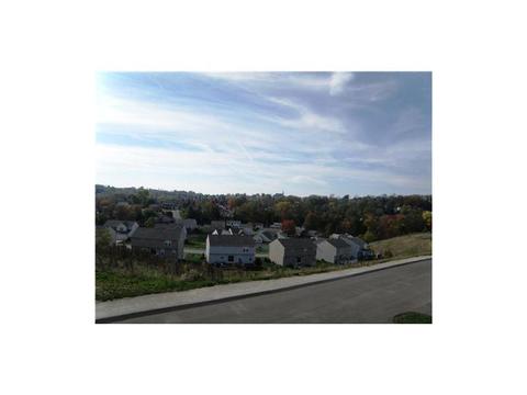 1810 Michael Dr, Pittsburgh, PA 15227 photo 2