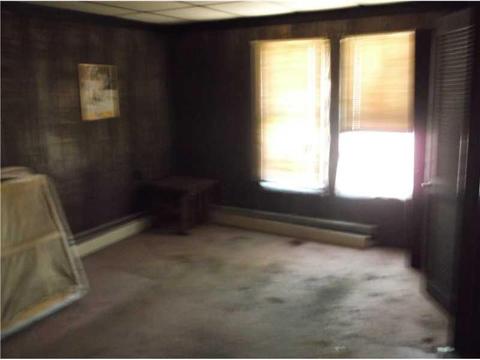 162 Main St, New Eagle, PA 15067 photo 6