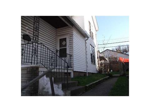 162 Main St, New Eagle, PA 15067 photo 3