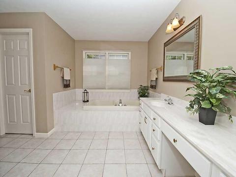 506 Dorchester, Seven Fields, PA 16046 photo 11