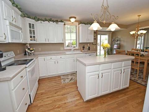506 Dorchester, Seven Fields, PA 16046 photo 7