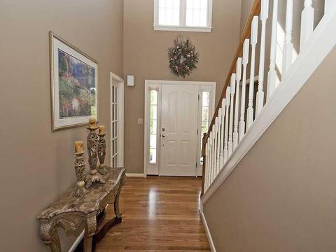 506 Dorchester, Seven Fields, PA 16046 photo 2