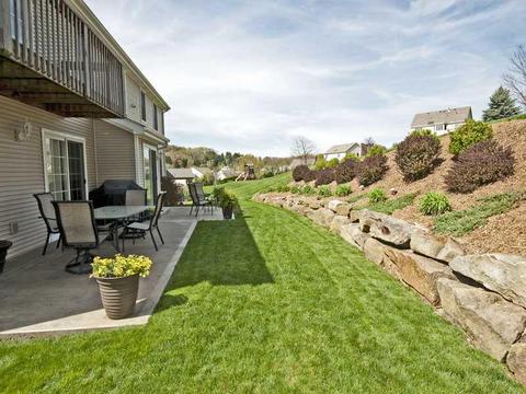 506 Dorchester, Seven Fields, PA 16046 photo 18