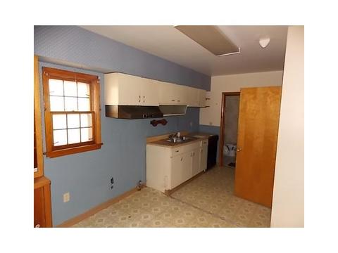 1604 Walnut Ave, Monessen, PA 15062 photo 5